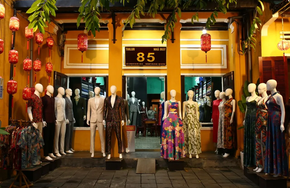 Đầm dự tiệc